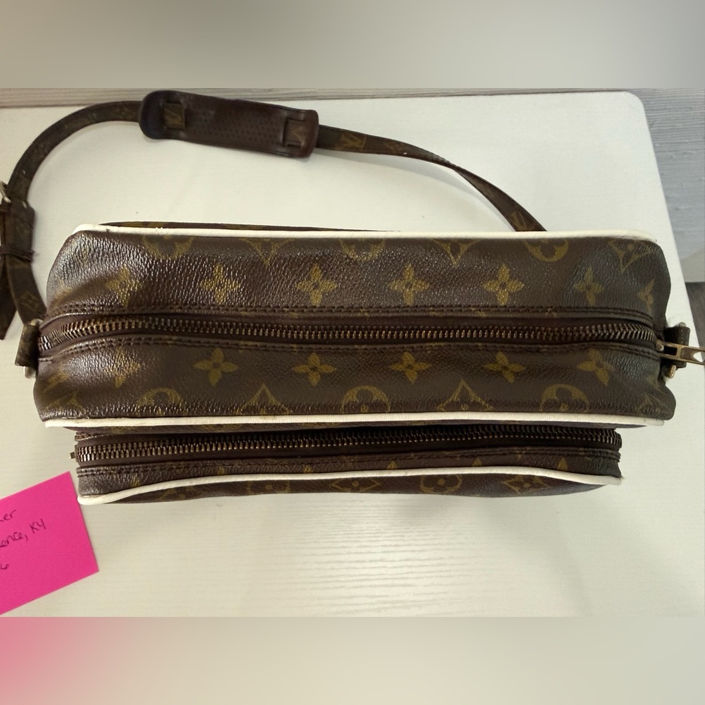 Vintage Authentic Louis Vuitton Nil PM Crossbody With COA - Picture 4 of 13